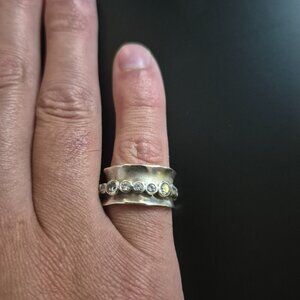 Silver spin me around ring size 8